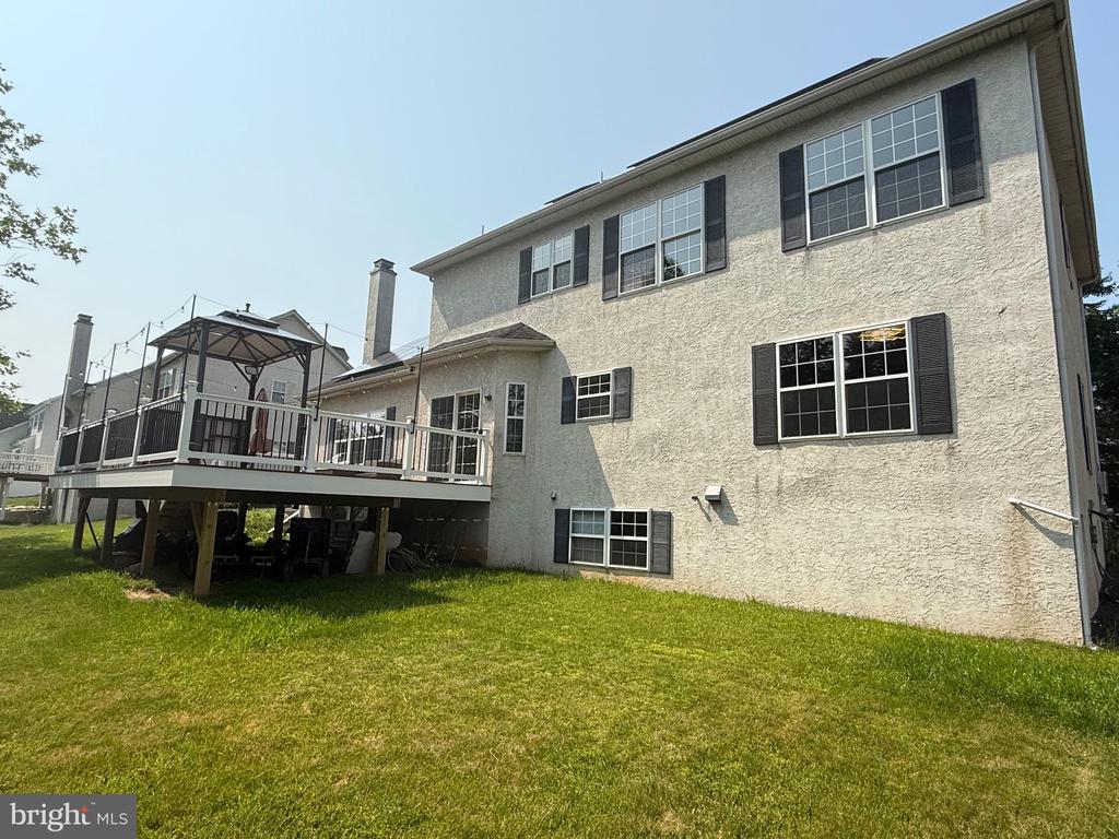 103 CARSON DR