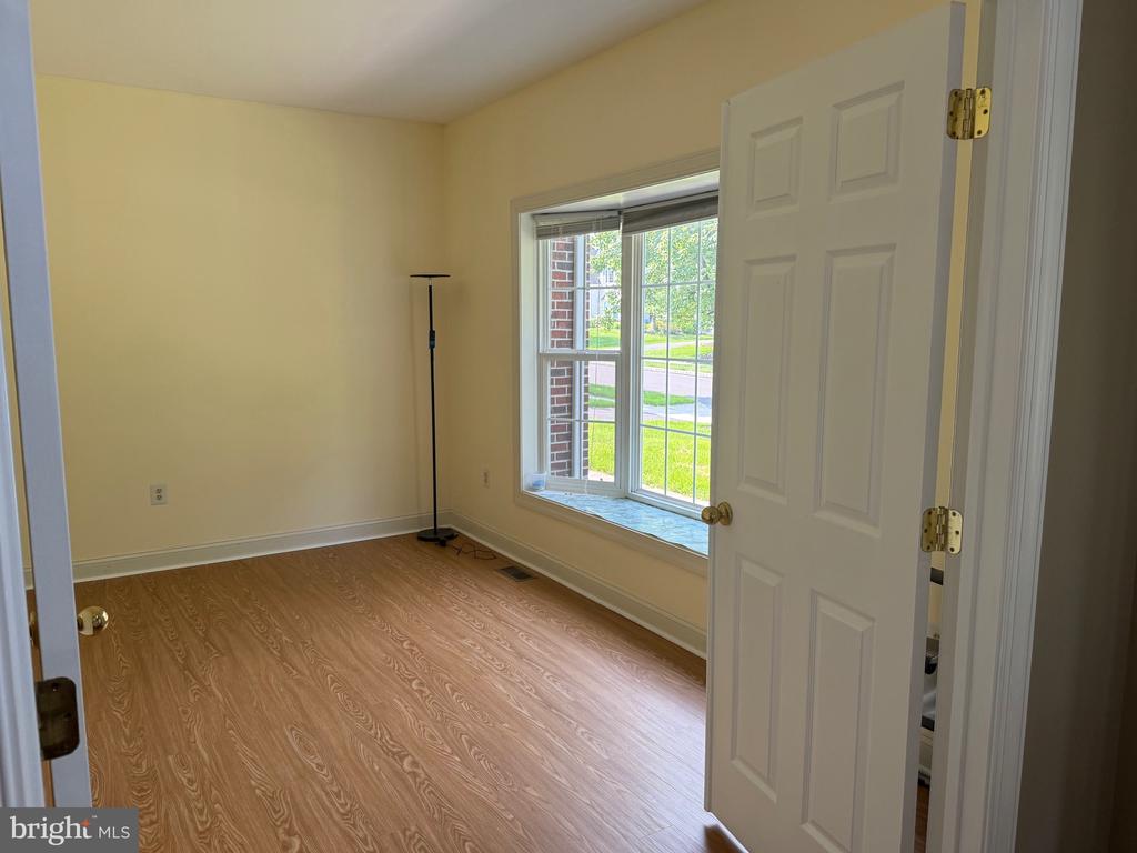 103 CARSON DR