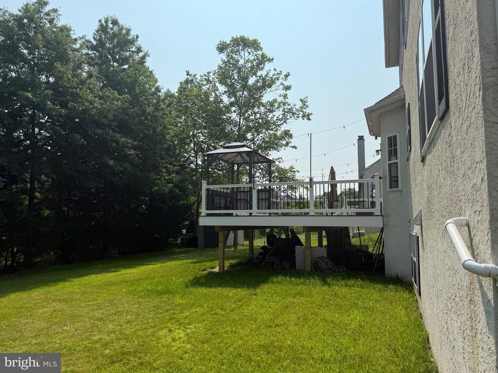 103 CARSON DR