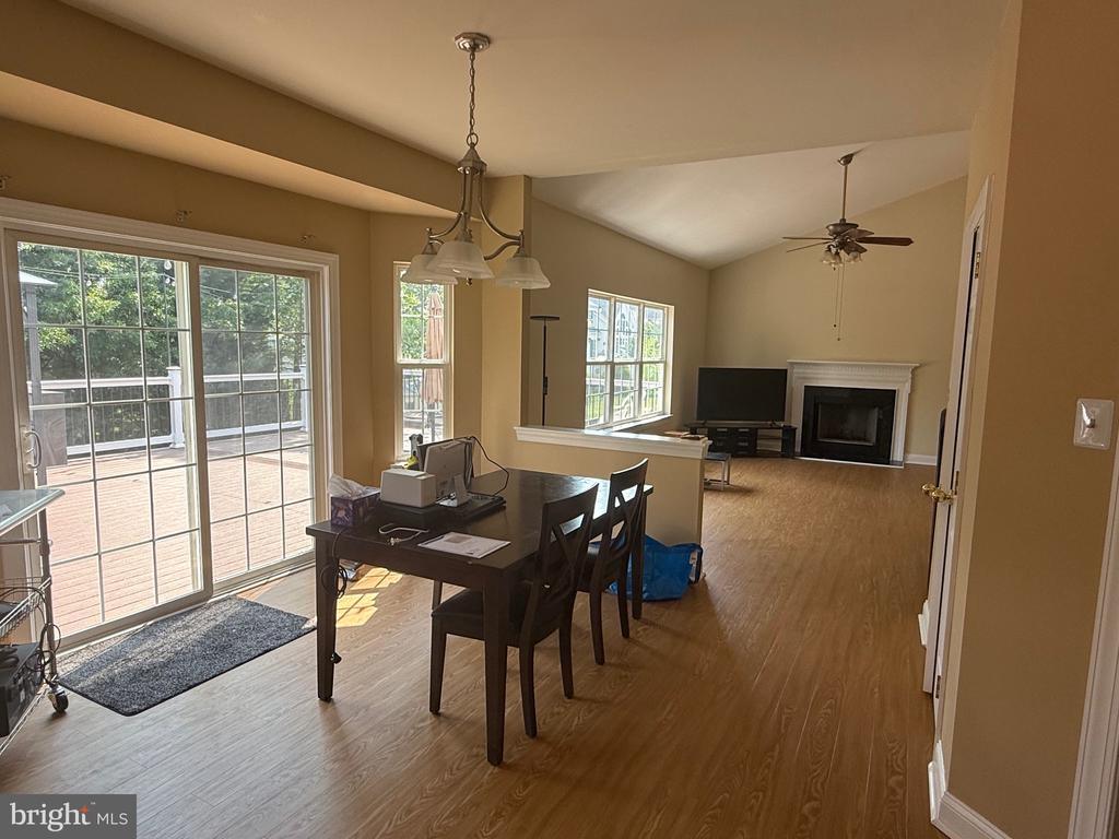 103 CARSON DR
