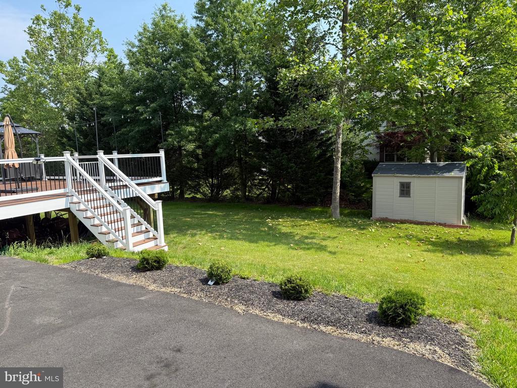 103 CARSON DR