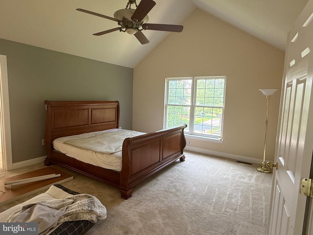 103 CARSON DR