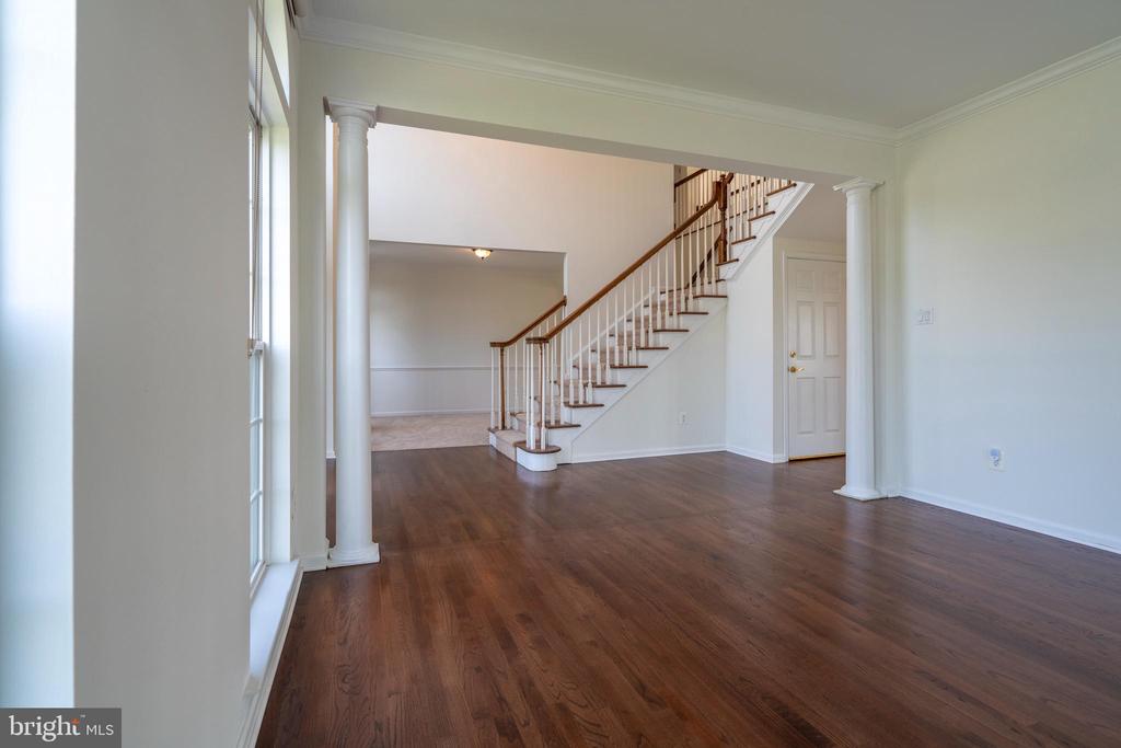 507 WINTER GREEN CIR