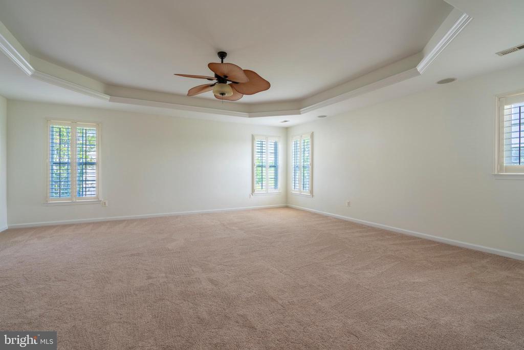 507 WINTER GREEN CIR