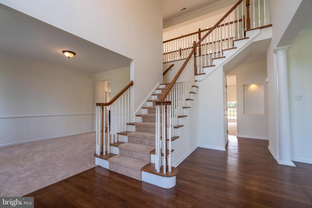 507 WINTER GREEN CIR