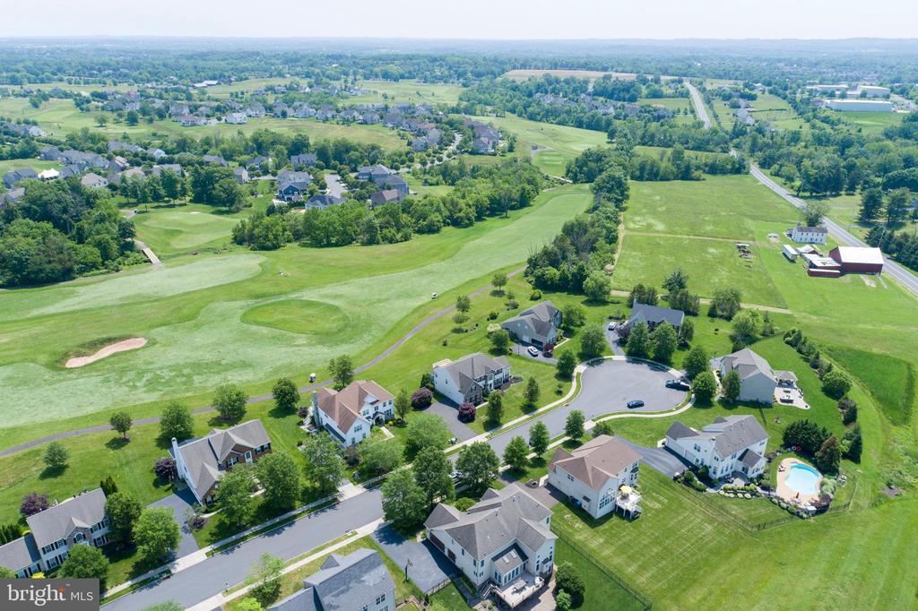 507 WINTER GREEN CIR