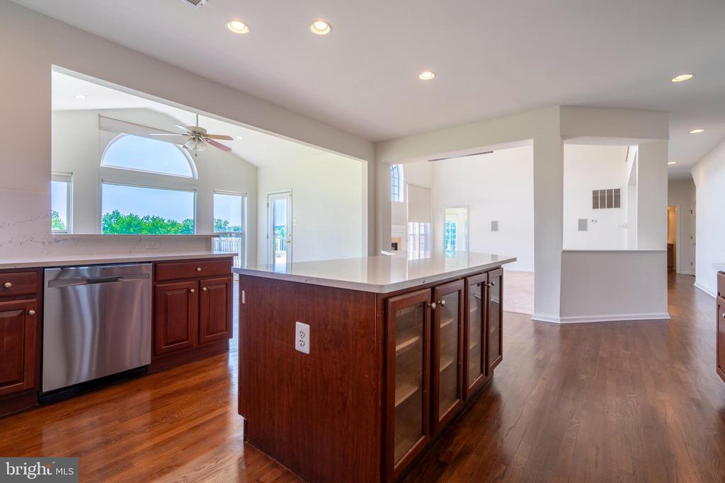 507 WINTER GREEN CIR