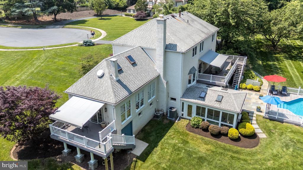 760 Audubon Dr