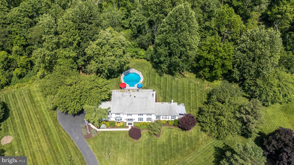 760 Audubon Dr