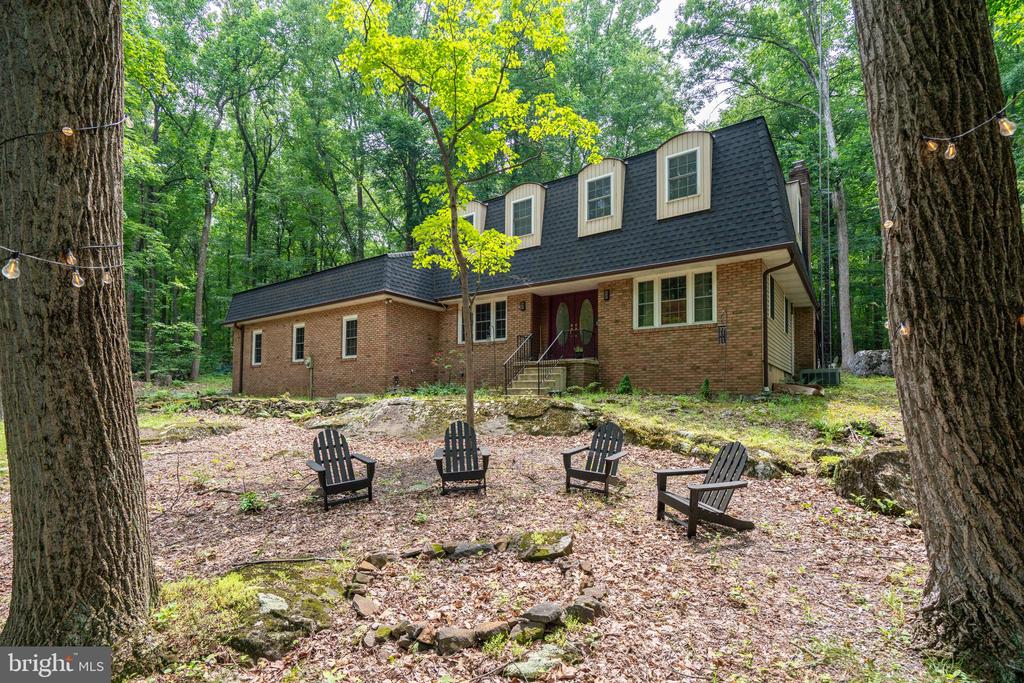 284 Whites Mill Rd