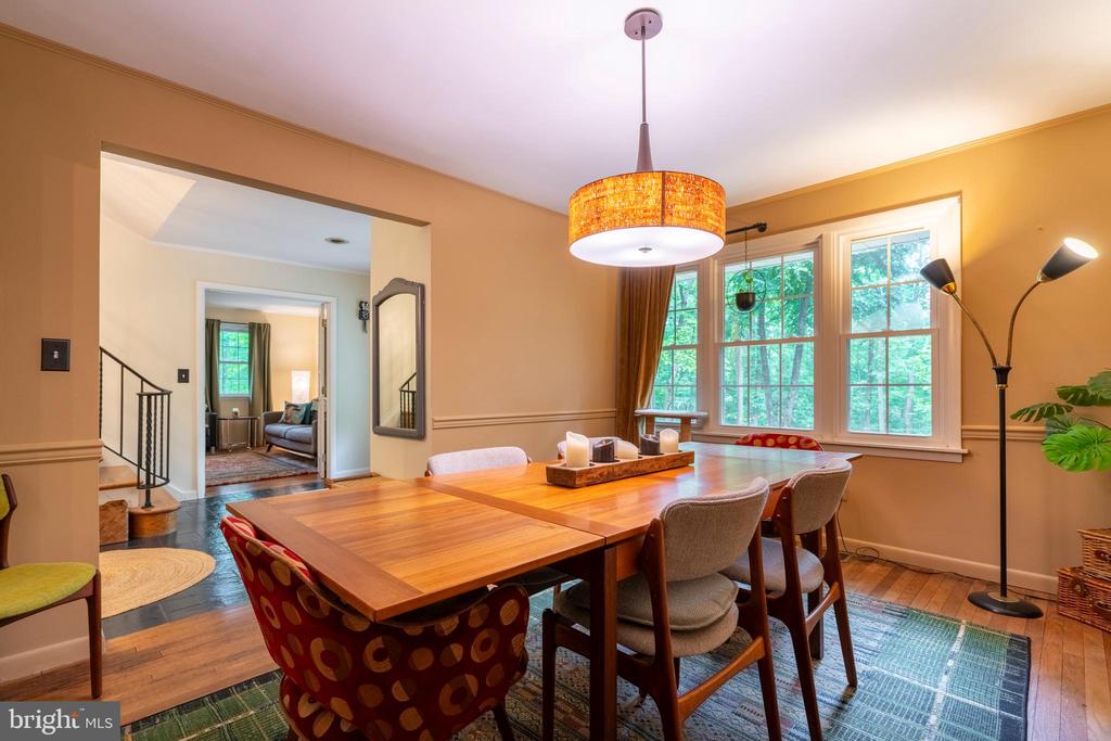 284 Whites Mill Rd