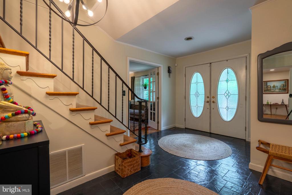 284 Whites Mill Rd