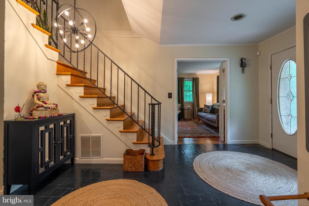 284 Whites Mill Rd