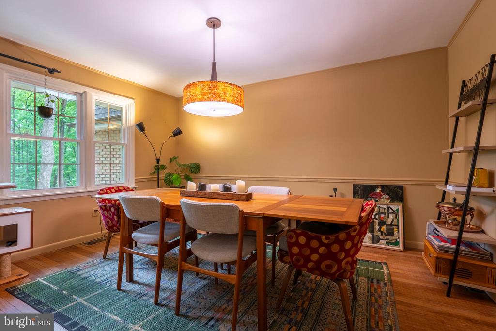 284 Whites Mill Rd
