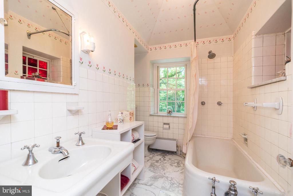 104 Limekiln Pike