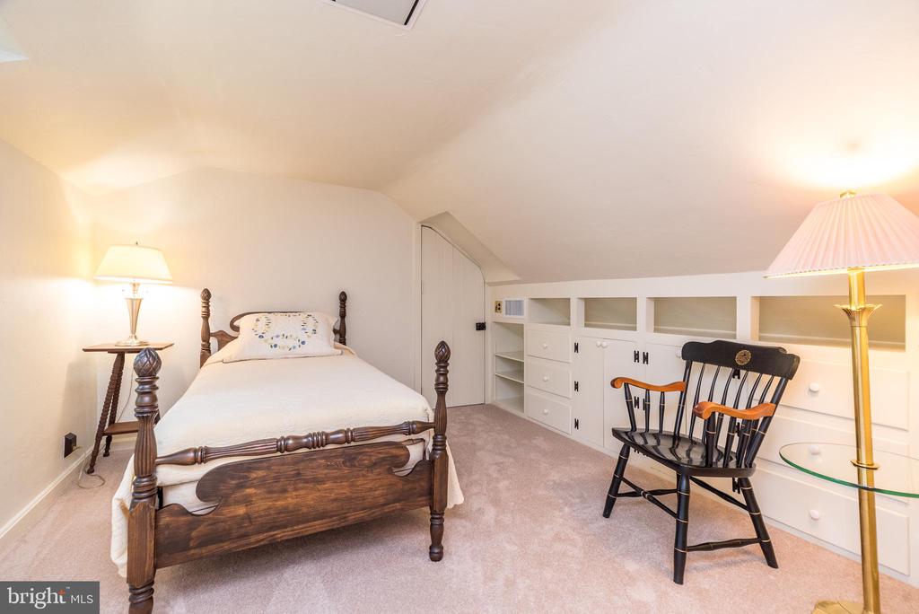 104 Limekiln Pike