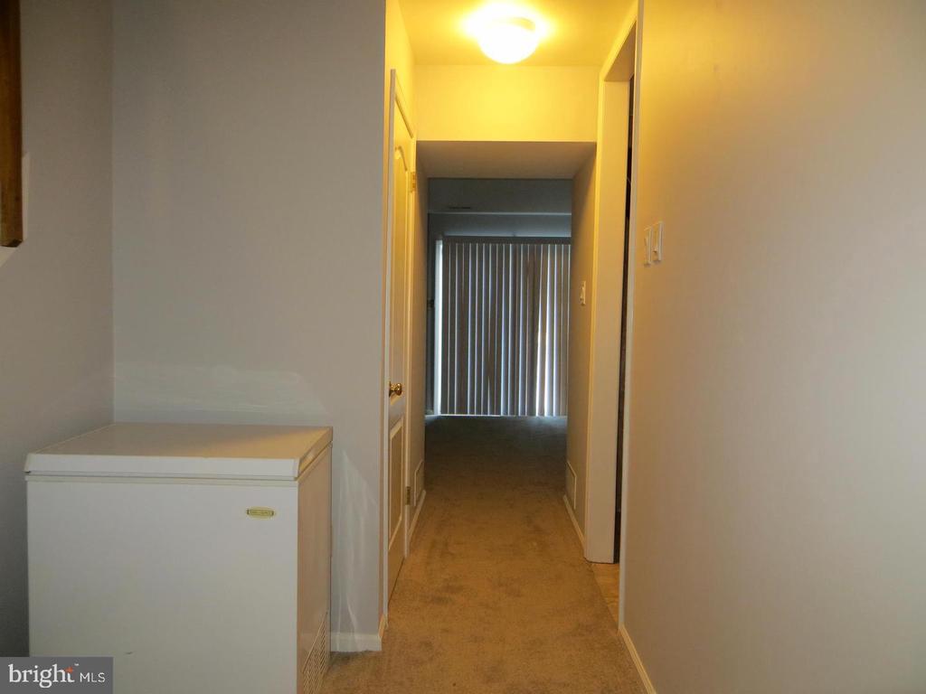 3606 CARRIAGE CT