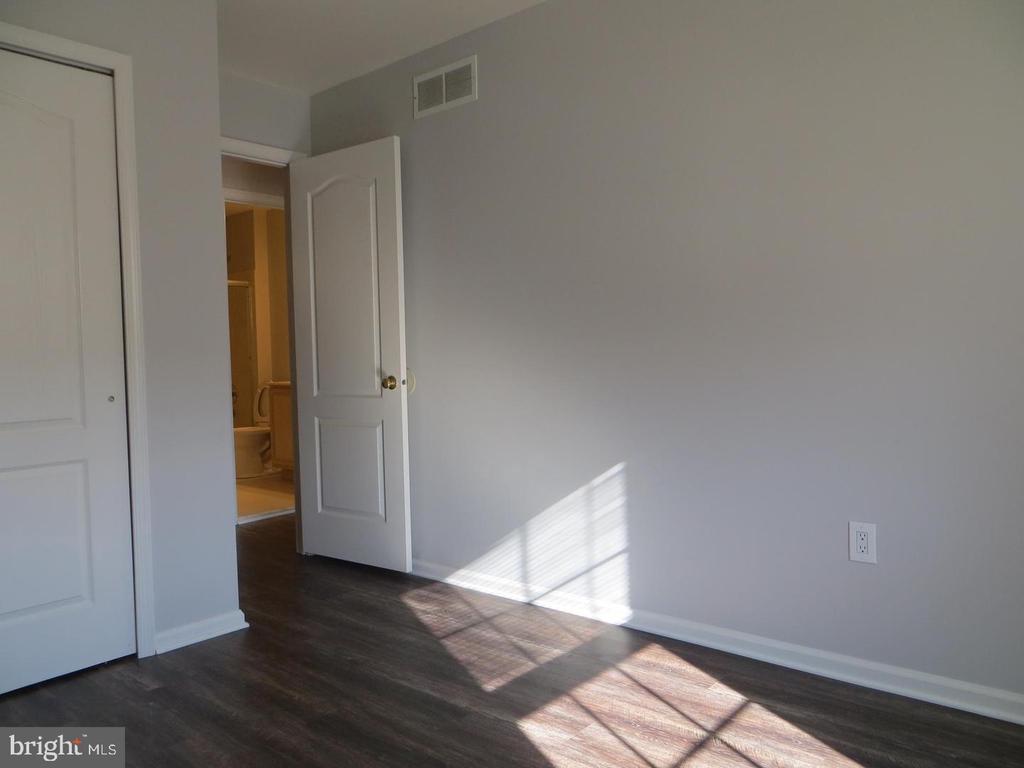 3606 CARRIAGE CT