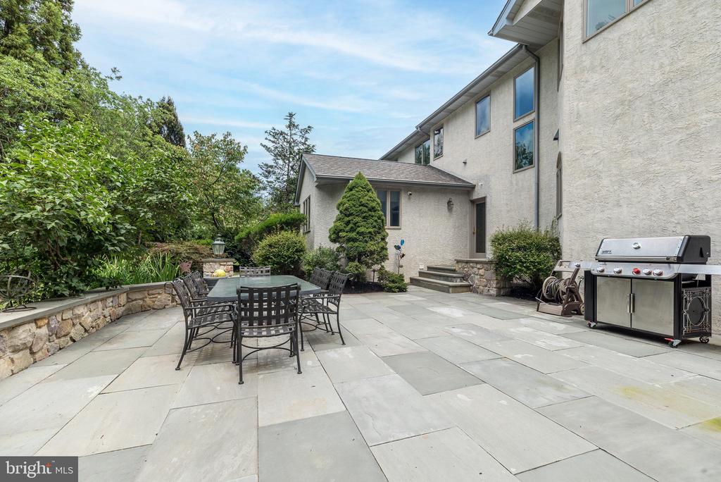 1657 Tuckerstown Rd