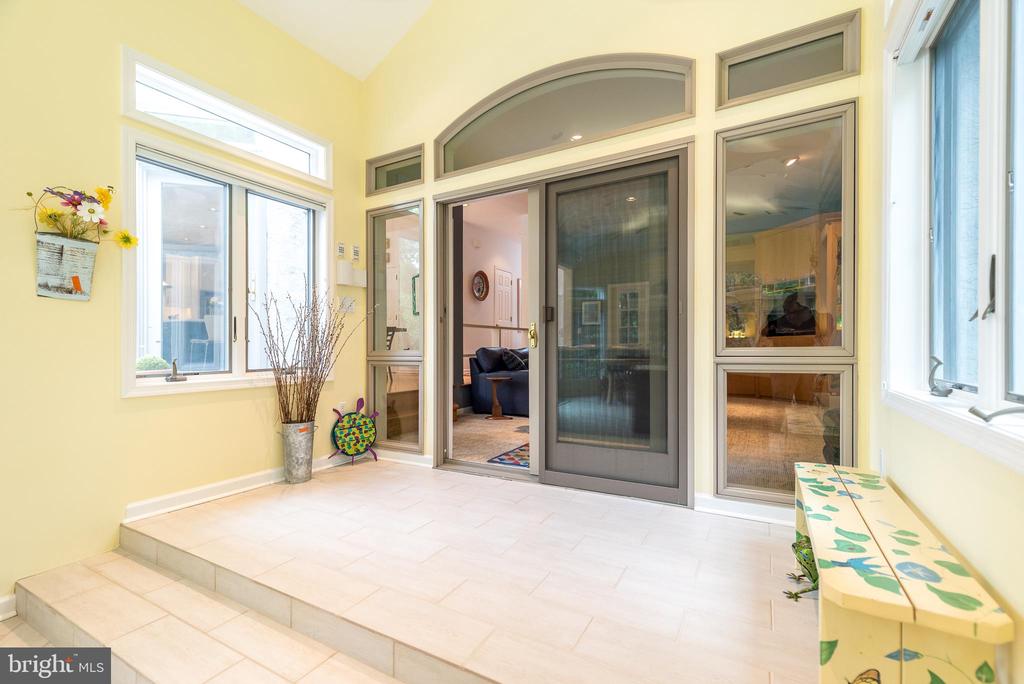 1657 Tuckerstown Rd