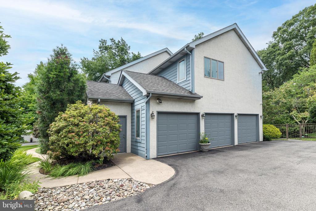 1657 Tuckerstown Rd