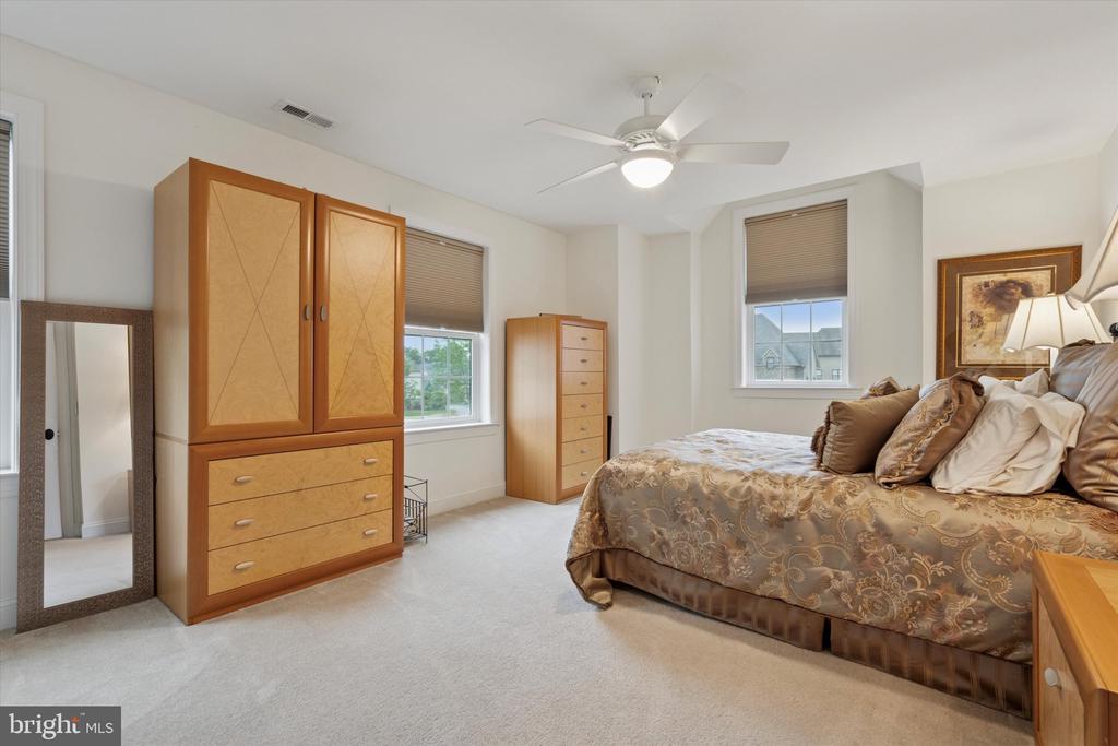 204 Pelham Ct
