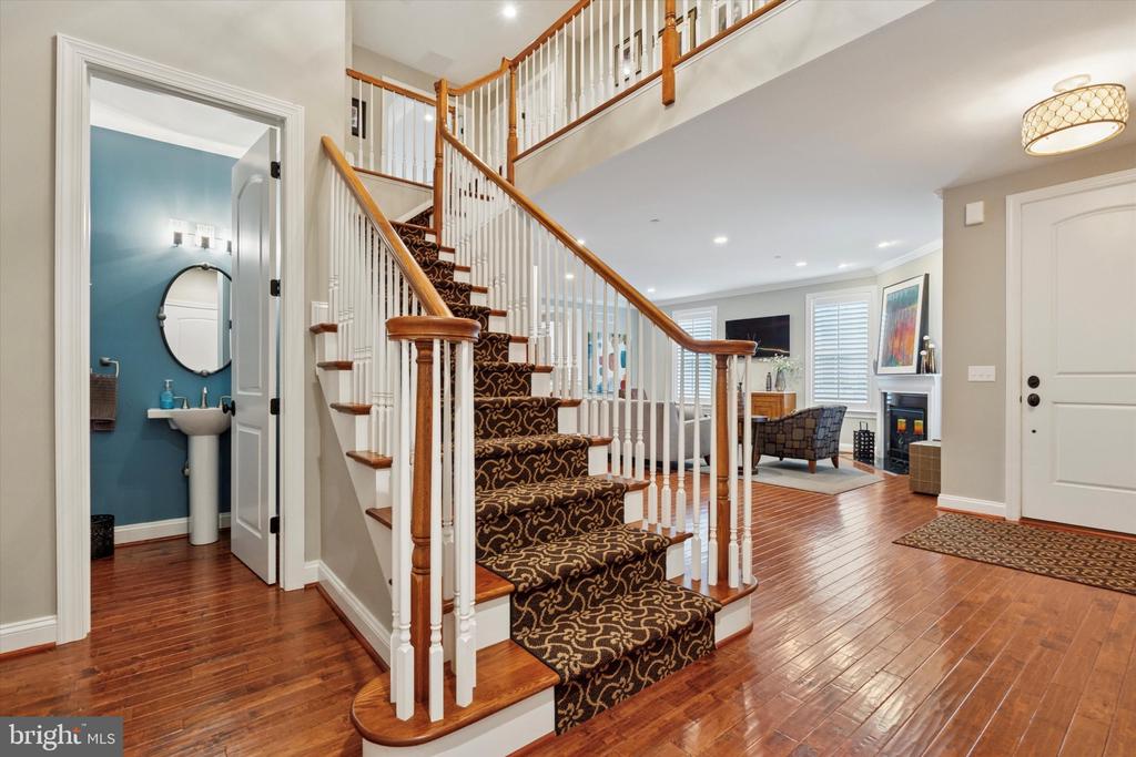 204 Pelham Ct