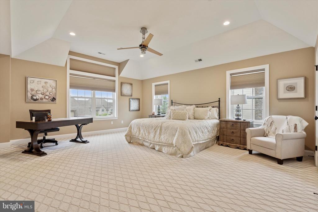 204 Pelham Ct