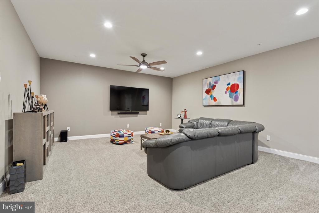 204 Pelham Ct