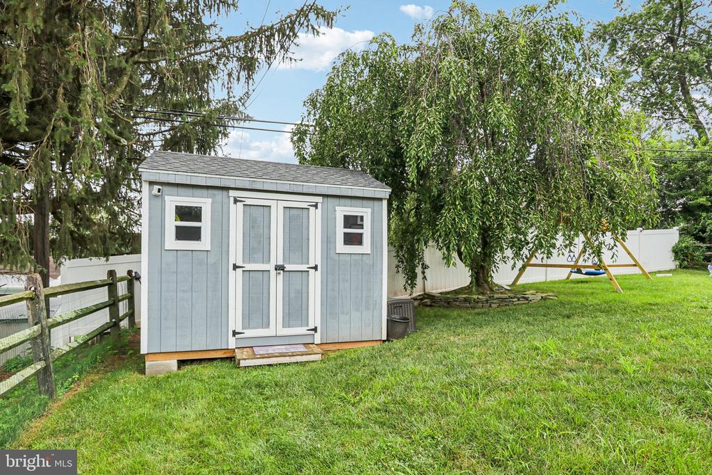 607 Launfall Rd