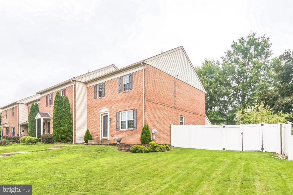 130 Goshen Rd