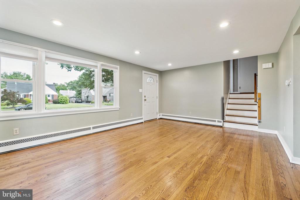38 Highland Dr