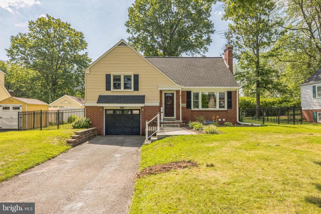 38 Highland Dr