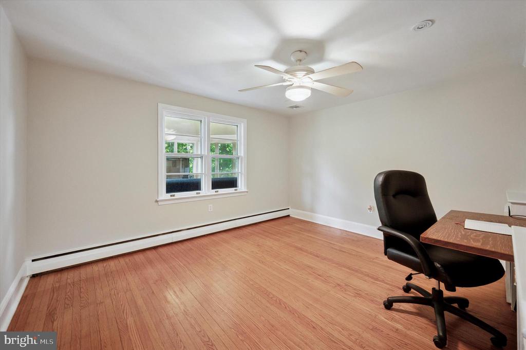 240 Dreshertown Rd
