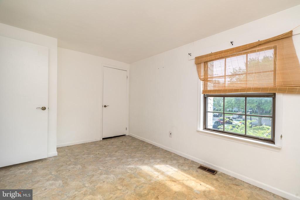 111 Franklin Ct