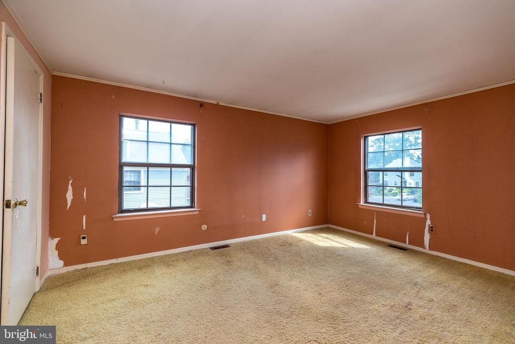 111 Franklin Ct