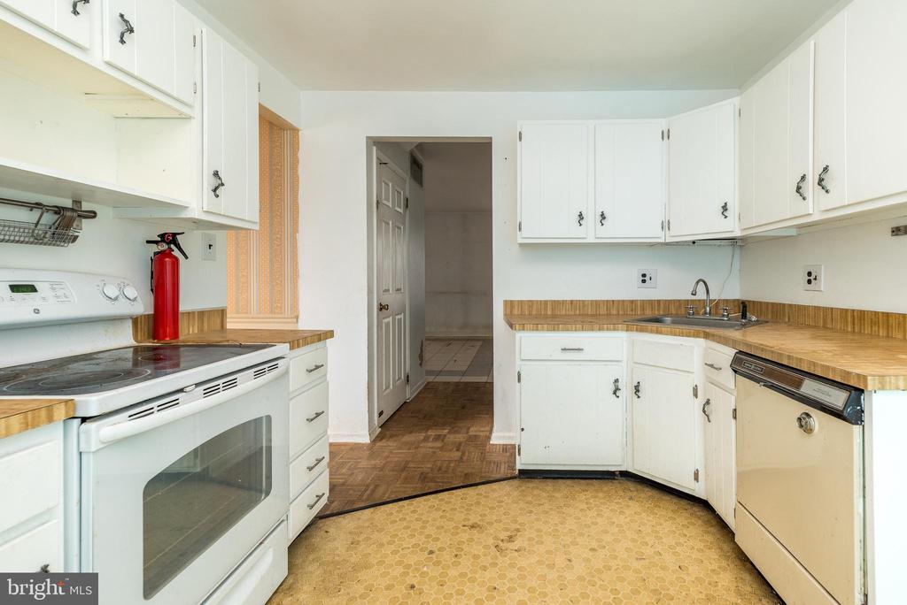 111 Franklin Ct