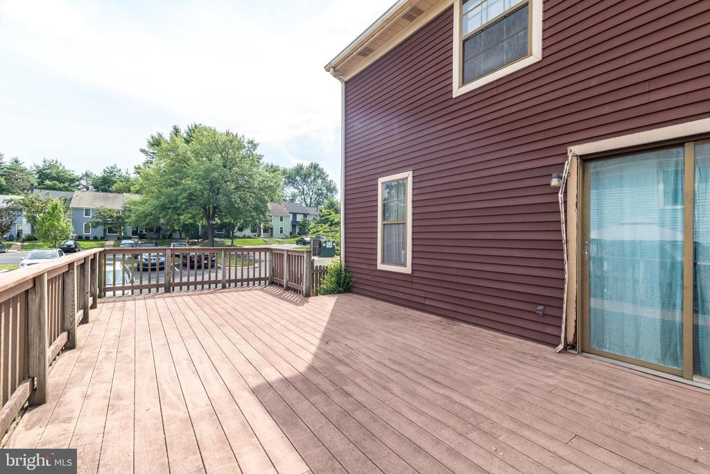 111 Franklin Ct