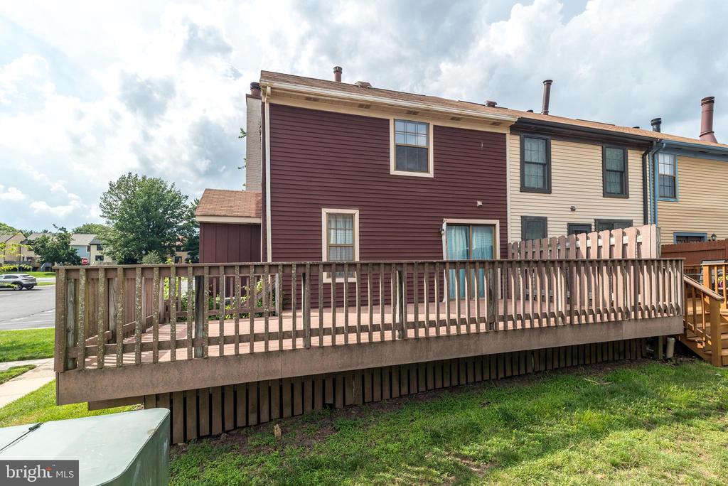 111 Franklin Ct