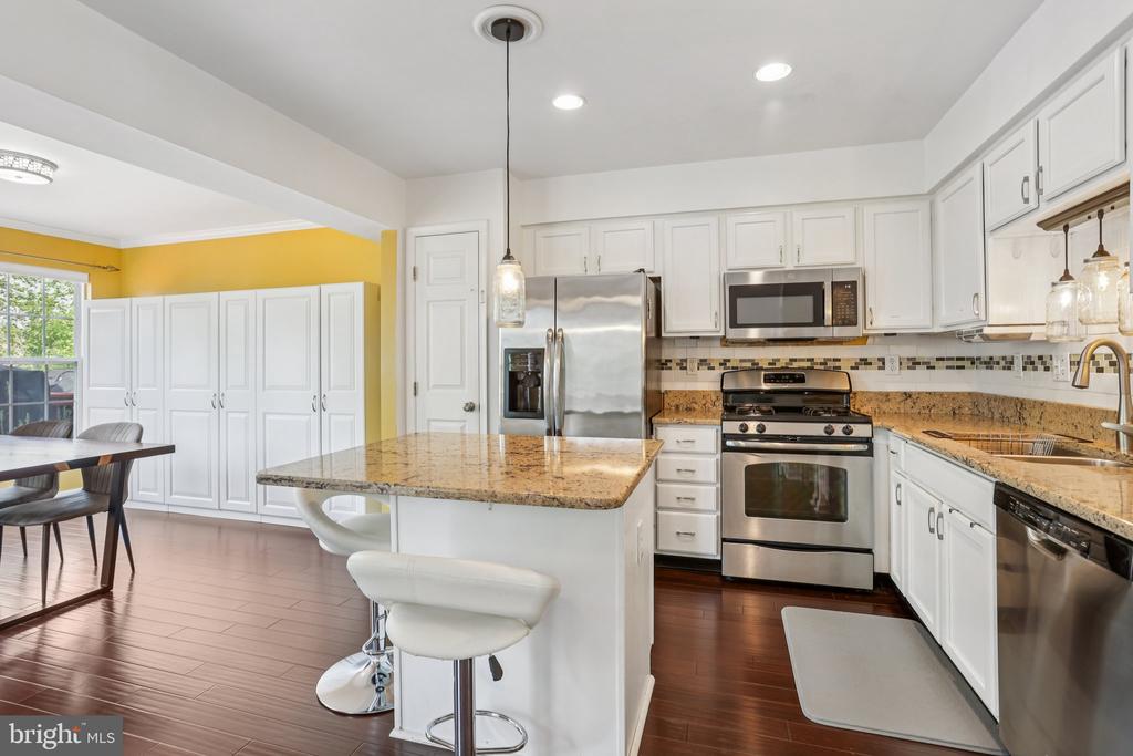 505 Joshua Ct