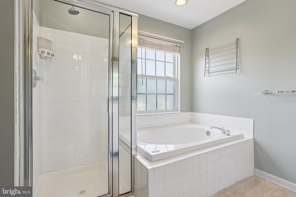 505 Joshua Ct
