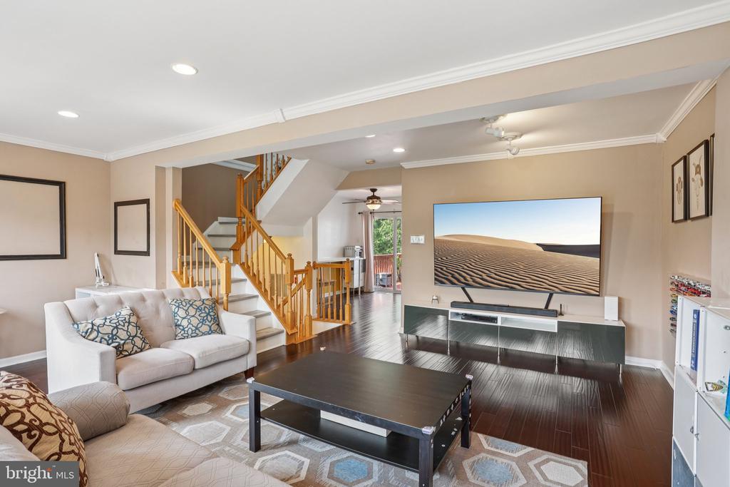 505 Joshua Ct