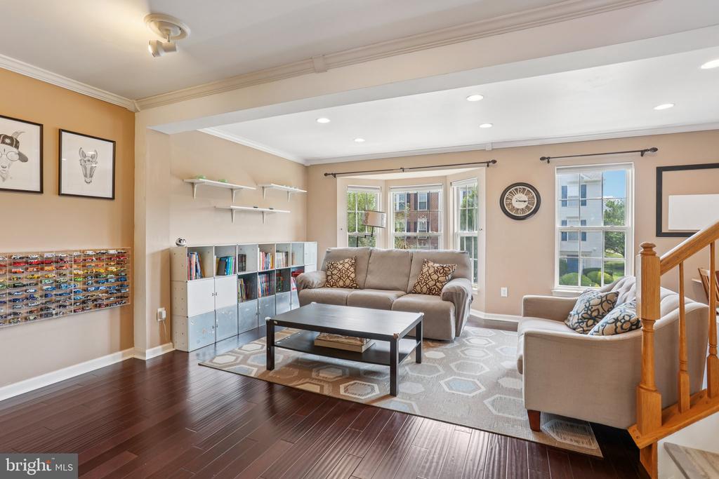 505 Joshua Ct
