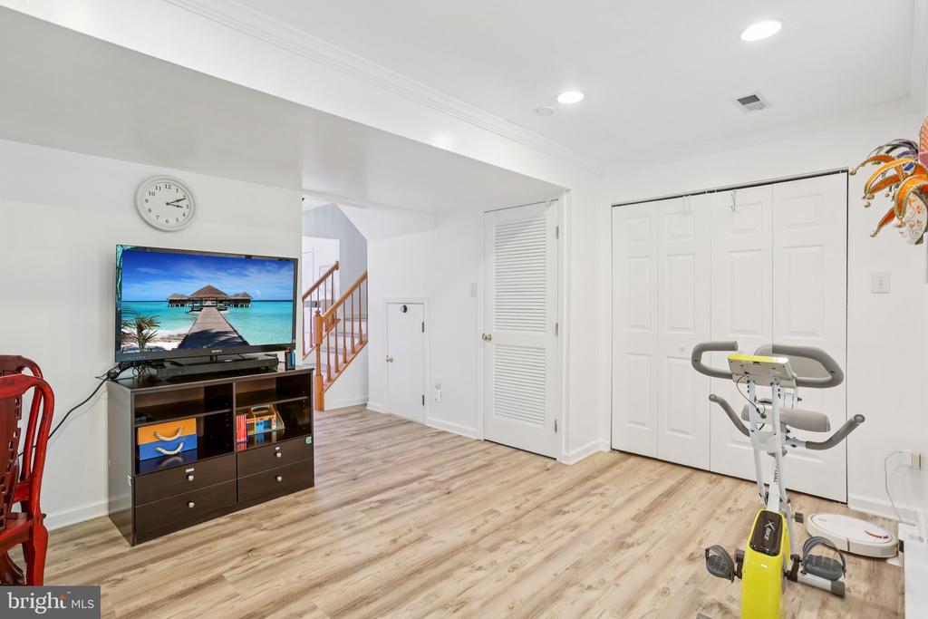 505 Joshua Ct