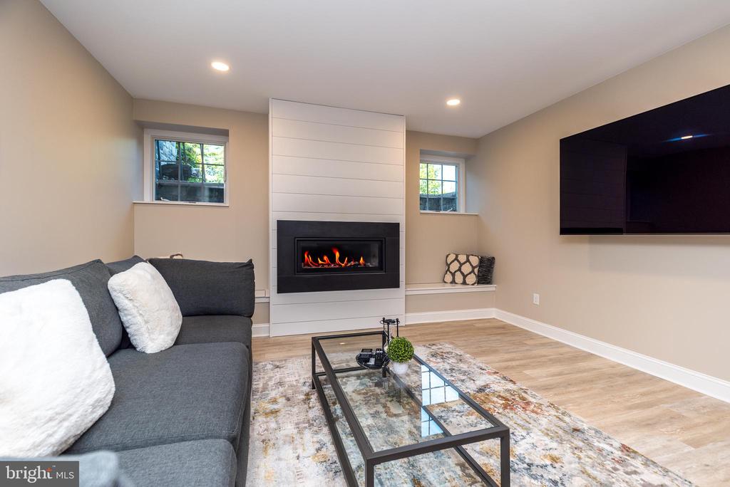 63 Walden Pond Way