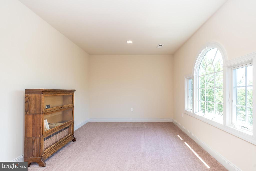 63 Walden Pond Way