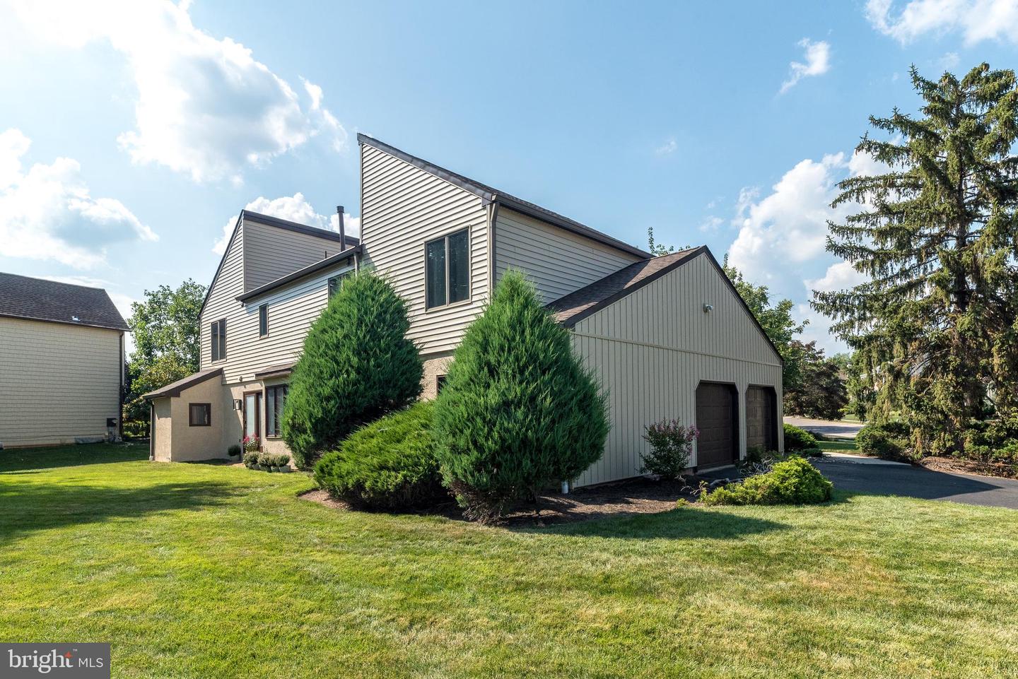 1419 Barton Dr