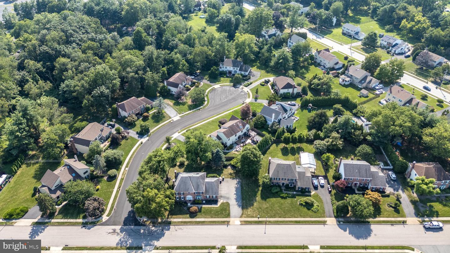 1419 Barton Dr