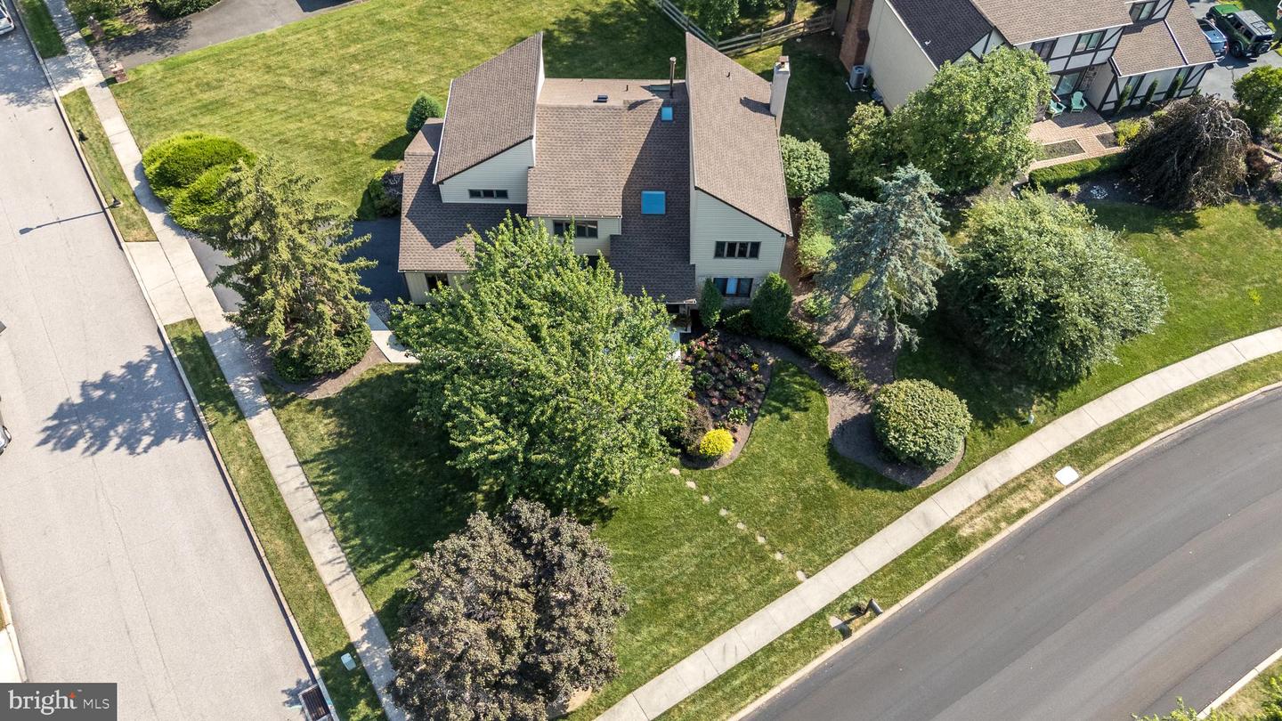 1419 Barton Dr