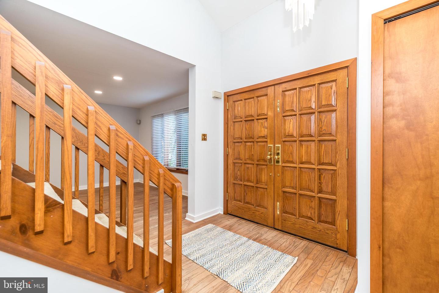 1419 Barton Dr